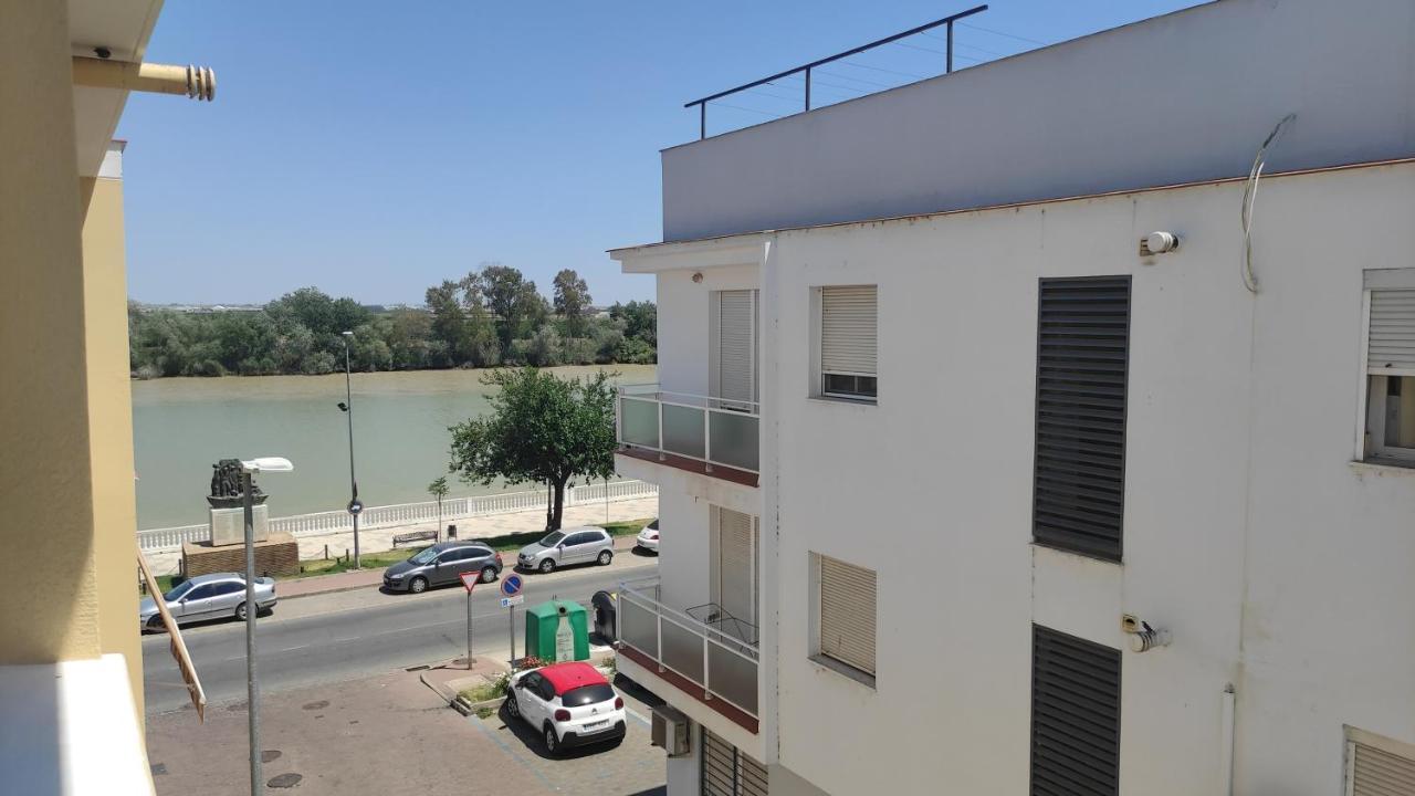 Habitacion Doble Con Aseo Compartido Coria Del Rio Exterior photo
